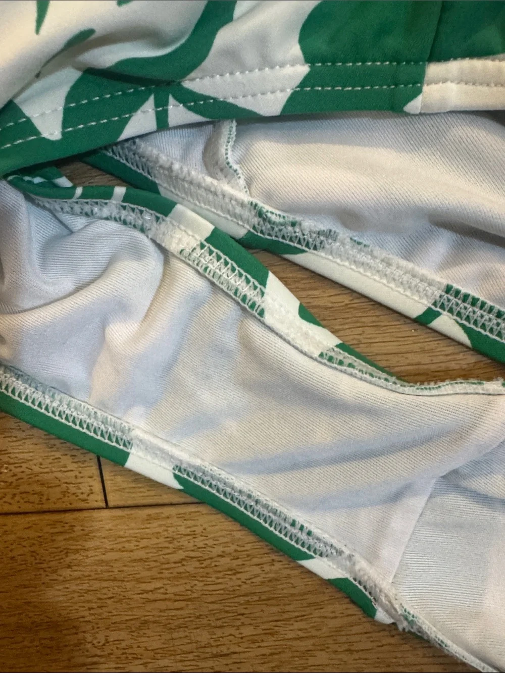 Kate spade women's Green & White Floral One-Piece Swimsuit. Sz med